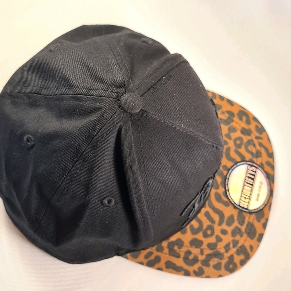 Divided by H&M Snapback Baseball Cap Sz OS - Picture 3 of 8